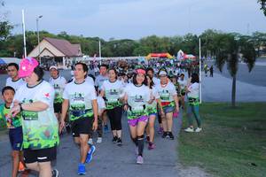 BIB: 
                            <button type="button" onclick="openModal(3631056)" class="btn btn-primary btn-sm float-right btn-popup" data-toggle="modal" data-target=".modal-high-quality">
                        <i class="fas fa-shopping-cart"></i> Add to Cart
                    </button>
                                            <button type="button" onclick="isThisMe(3631056, true)" class="btn btn-success btn-sm float-right btn-popup btn-isme hidden" data-toggle="tooltip" data-placement="bottom" title="นี่คือรูปของคุณใช่ไหม คลิกที่นี่เพื่อเอาเข้าอัลบั้ม">
                        <i class="fas fa-plus"></i> Add to album
                    </button>
                    <button type="button" onclick="isThisMe(3631056, false)" class="btn btn-warning btn-sm float-right btn-popup btn-isnotme hidden">
                        <i class="fas fa-ban"></i> Remove from album
                    </button>